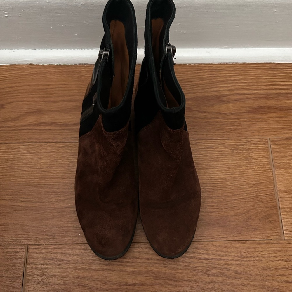 Via Spiga Brown and Black Suede Ankle Booties
